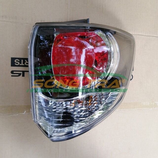 ĐÈN HẬU TOYOTA FORTUNER, ĐÈN LÁI SAU FORTUNER CHÍNH HÃNG