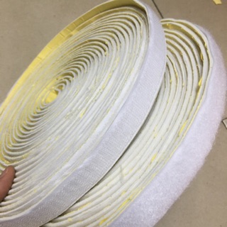 Cặp Nhám Dính Có lớp Keo Dán Sẵn bản 2 5cm 1mét bao gồm Nhám gai kèm bông khoa dinh verclo #110206