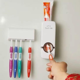 Dụng cụ nhả kem touch me