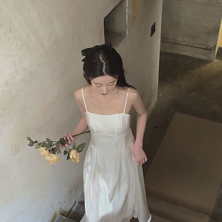 Mối tình đầu dịu dàng váy treo trắng khí chất mới mùa hè 2021 váy cổ tích cạp cao nữ đầm dài trung bình | BigBuy360 - bigbuy360.vn