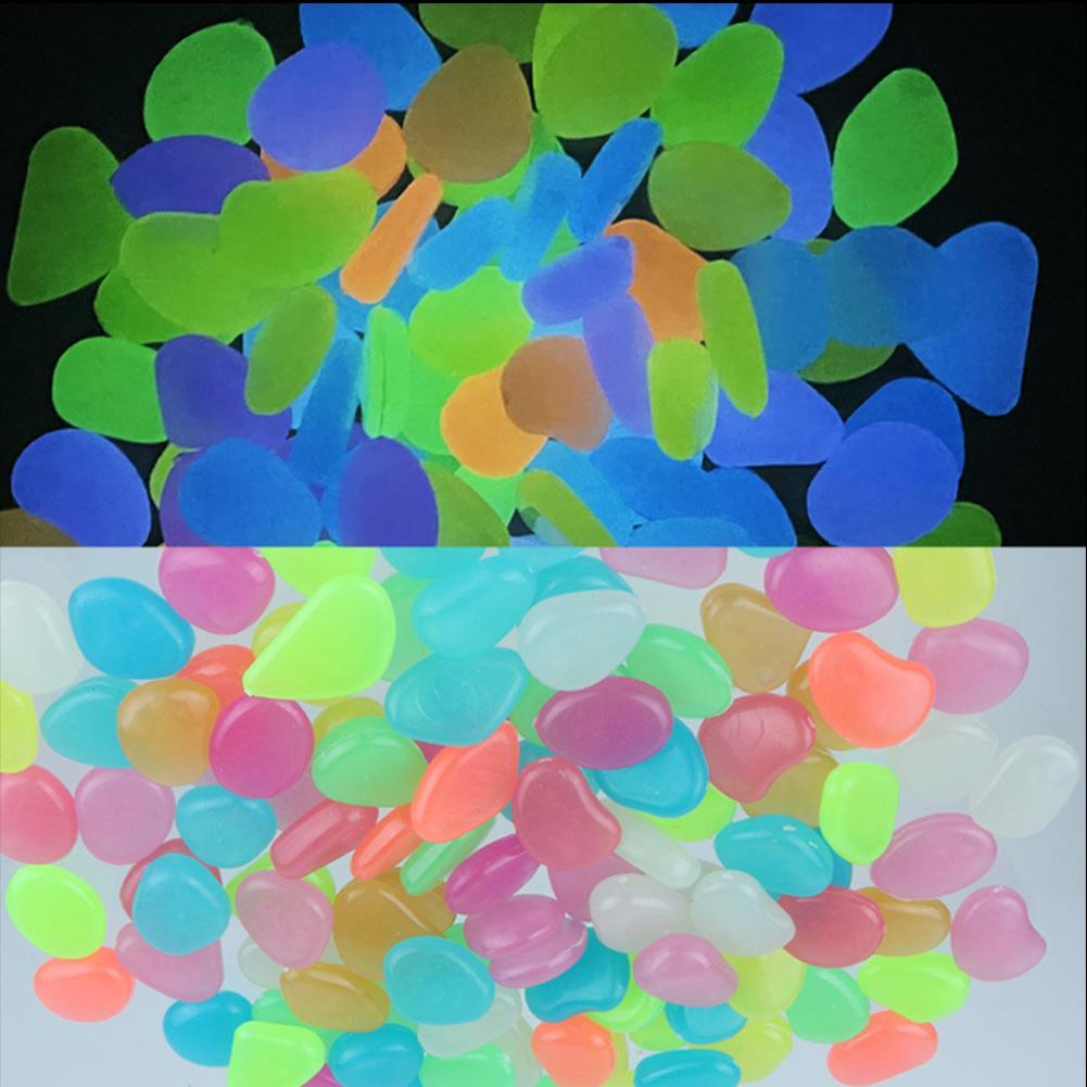 Viên đá cuội dạ quang trang trí bể cá đẹp mắt