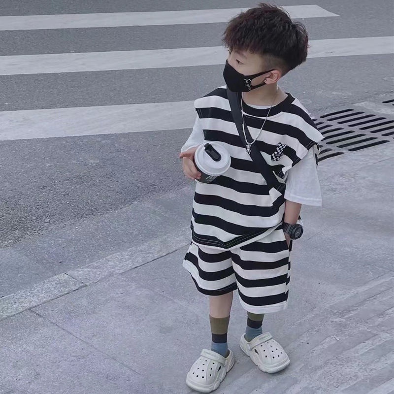 Bộ Áo Thun Tay Ngắn Và Quần Ngắn Phong Cách Hàn Quốc Thời Trang Mùa Hè Mới Cho Bé Trai