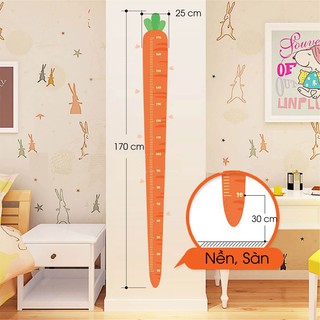 Decal dán tường hình con vật đo chiều cao bé