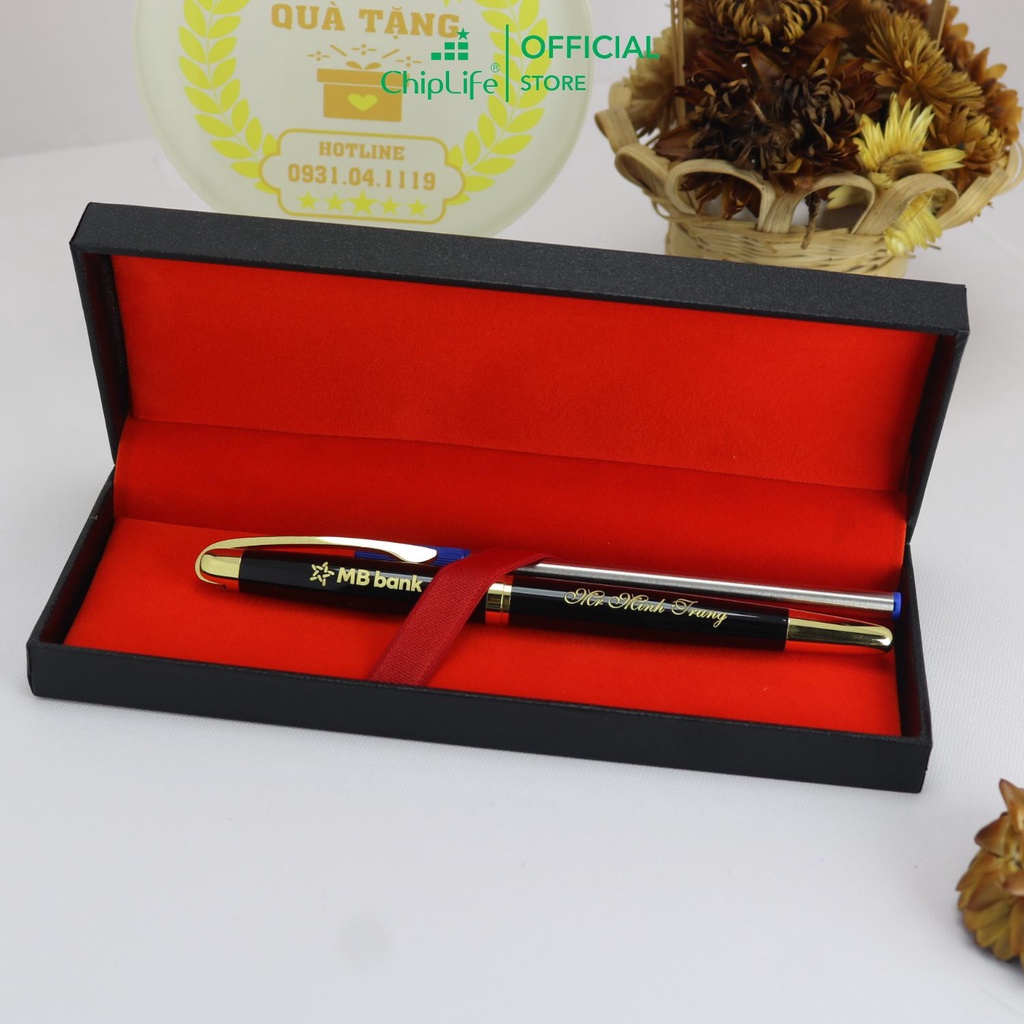 Bút ký doanh nhân CHIPLIFE P032 khắc tên - ngòi 0.5mm mực xanh đen viền vàng