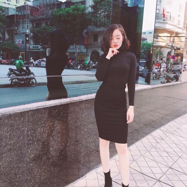 Váy body cổ lọ 