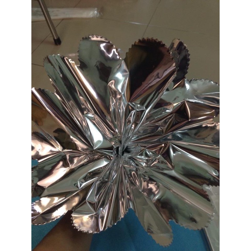 50 tờ giấy bạc gói hoa