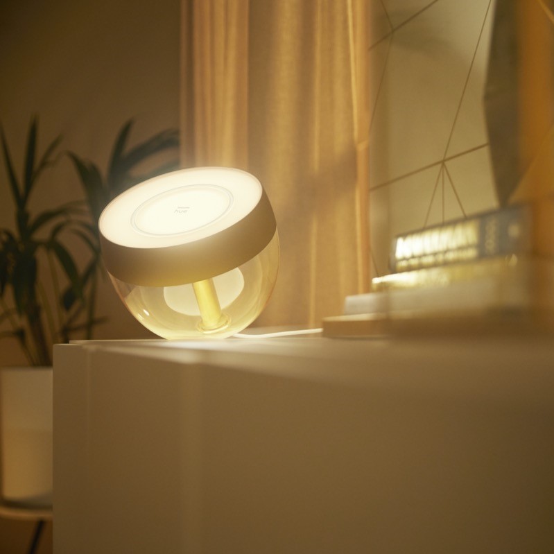 Đèn bàn Philips Hue Iris, 16 triệu màu