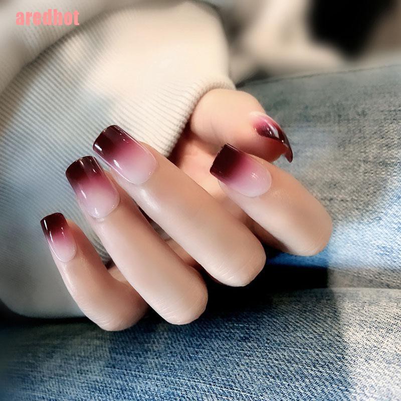 Set 24 Móng Tay Giả Màu Sắc Đáng Yêu