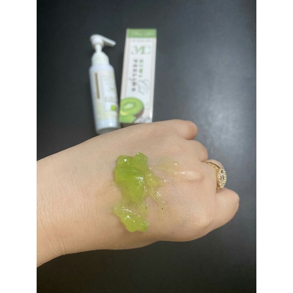 Tẩy_tế_bào_chết_kiwi_3NC