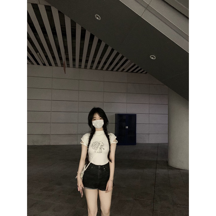 Áo Thun Tay Ngắn In Hình Chú Chó Họa Tiết Kẻ Sọc Thời Trang Mùa Hè 2022 Mới Cho Nữ