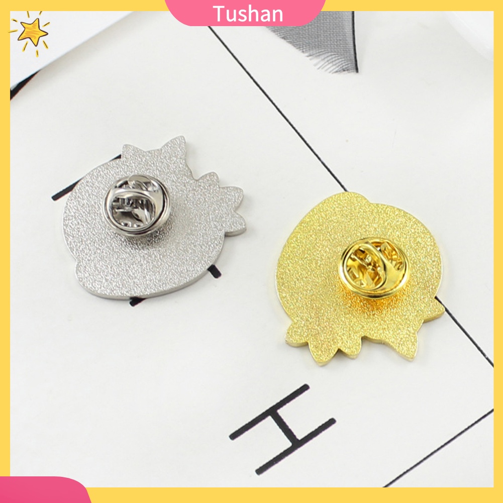 Ghim Cài Áo Hình Mèo Và Dâu Tây Đáng Yêu Cho Nữ