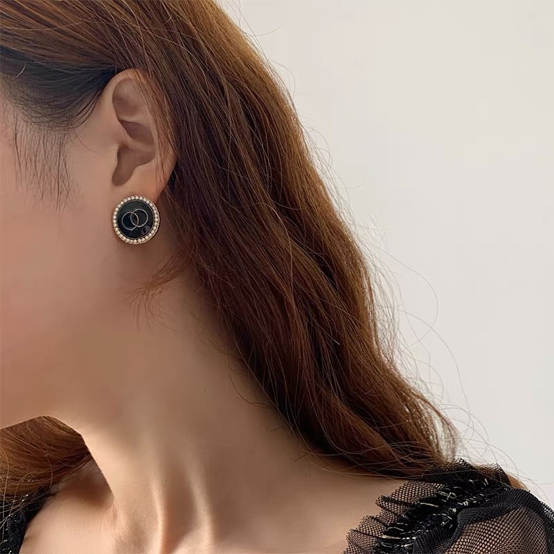 Hoa tai cổ điển tròn retro thập niên 90 - Maben