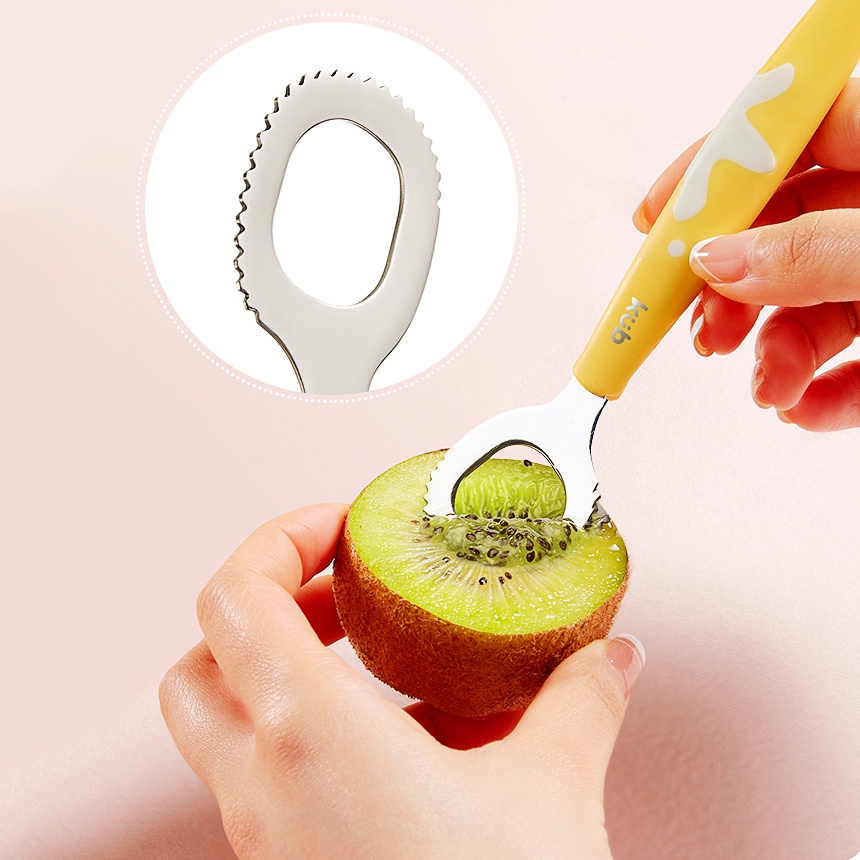 Muỗng Ăn Trái Cây Cho Bé 2 Đầu Đa Năng Vừa Cạo Cắt Và Cho Ăn Dễ Dàng
