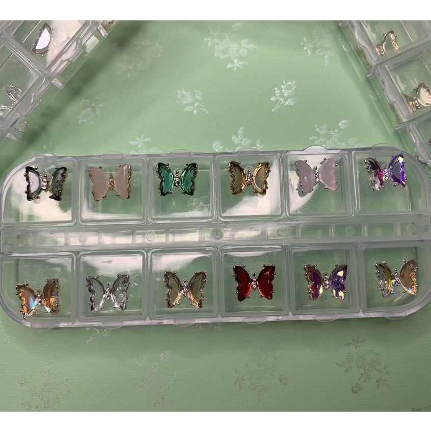 Set 12 Charm Bướm Đẹp Lung Linh 12 Màu Khác Nhau Ngẫu Nhiên