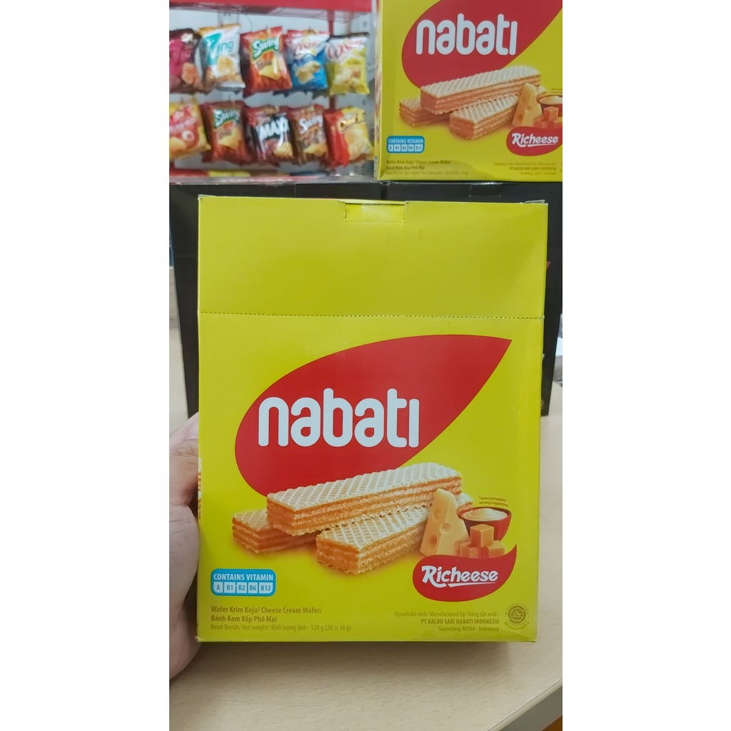 Bánh Xốp Nabati Nhân Phô Mai - Chocolate 320g