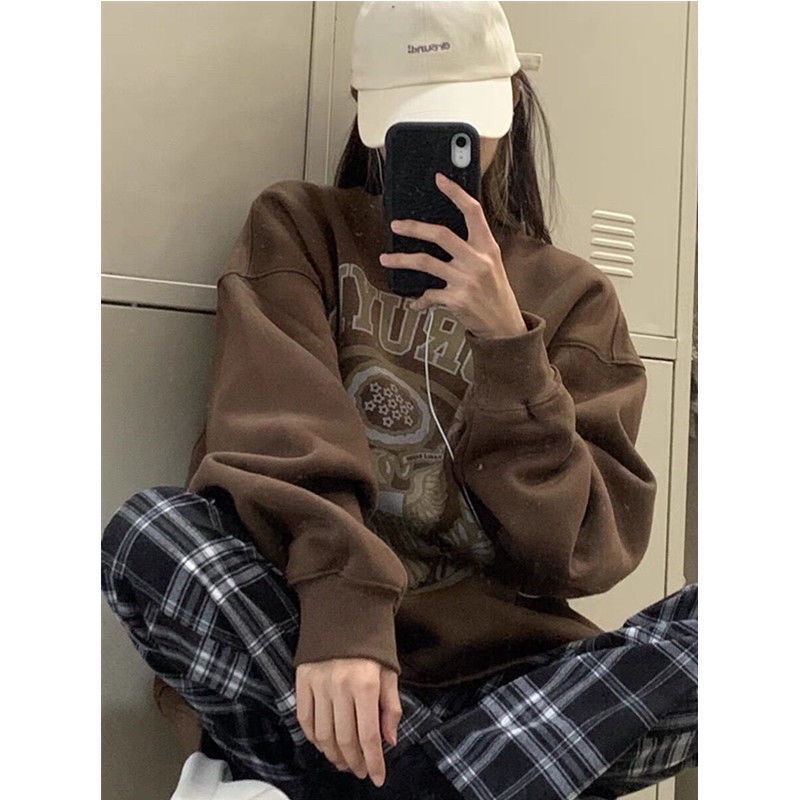 Áo sweater nỉ bông chi tiết in phong cách rentro