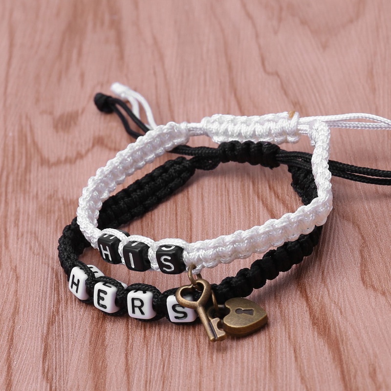 Bộ 2 Vòng Tay Mặt Hình Trụ Khắc Chữ HIS HERS Cho Cặp Đôi