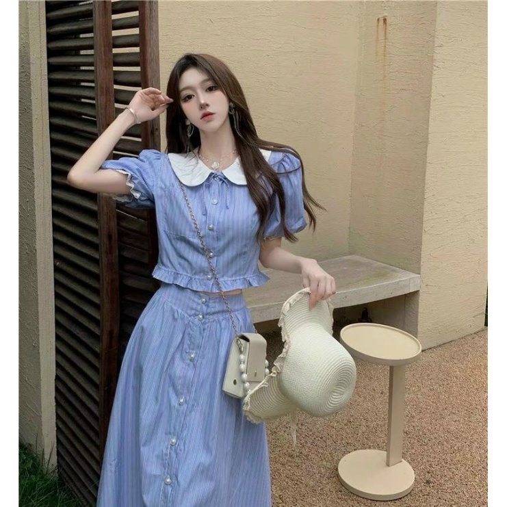 Set đồ nữ đi chơi áo cổ sen bo chun phối chân váy midi xanh