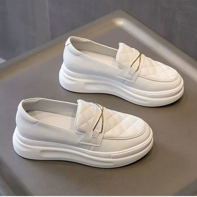 Giày Lười Màu Trắng Thiết Kế Mới Thời Trang Mùa Xuân 2021 Dành Cho Nữ