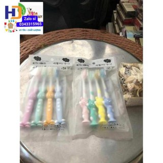 Bộ 4 bàn chải đánh răng cho bé