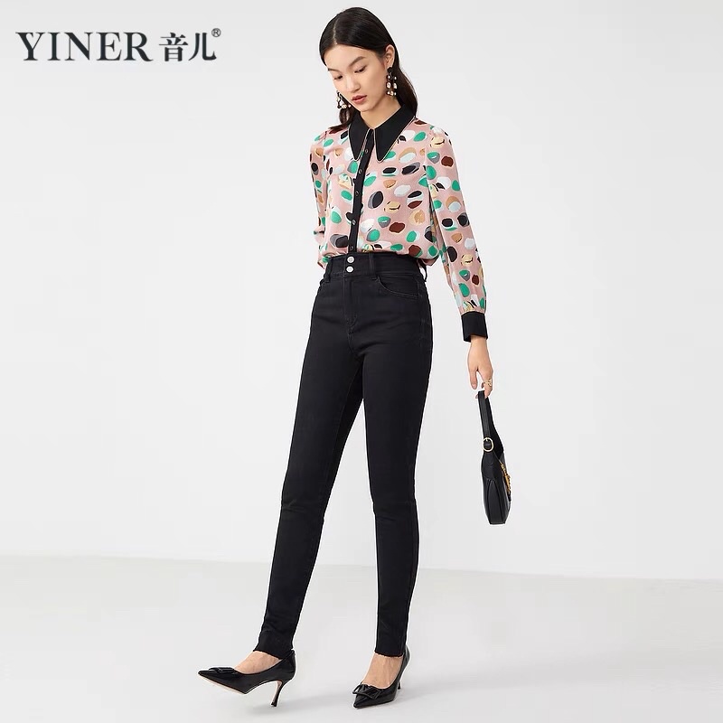 Áo sơ mi lụa hoạ tiết Yiner