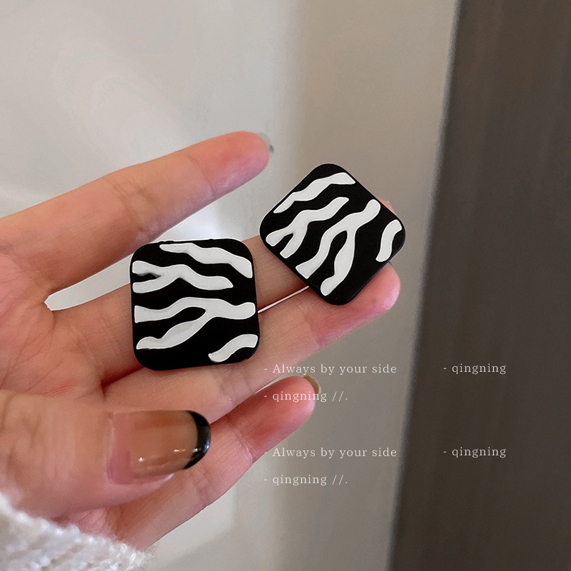 DREJEW Khuyên tai mạ bạc 925 hình vuông kẻ sọc đen trắng phong cách Hàn Quốc đơn giản cho nữ