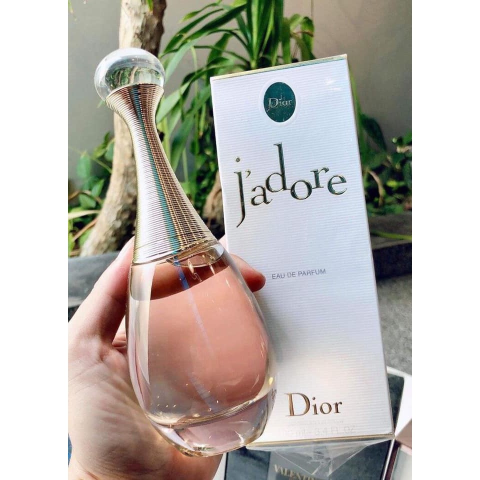 Nước hoa nhẹ nhàng, thanh lịch Jadore EDP