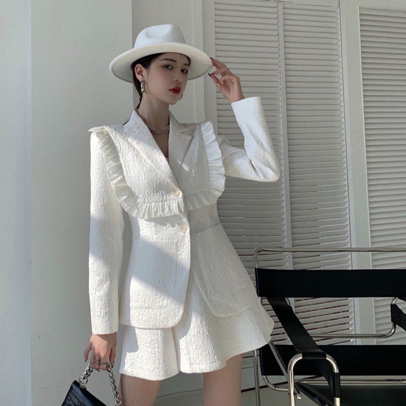 JANE'S Áo sơ mi vest Blazer - chân váy ngắn tông Black - White sang trọng cá tính