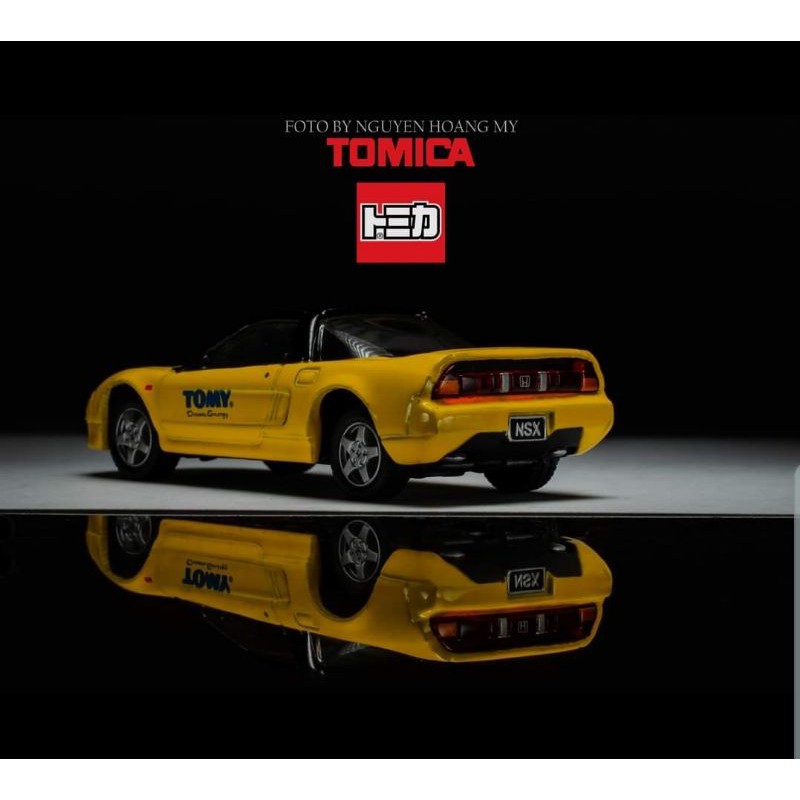 Xe Mô Hình Tĩnh Tomica Limited Honda NSX Vàng Bánh Cao Su 1.64