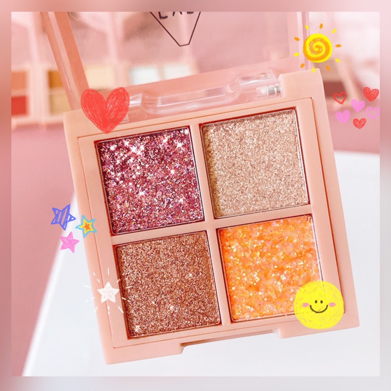 Bảng Phấn Mắt 4 Màu Ánh Nhũ Ngọc Trai Lấp Lánh Không Thấm Nước | BigBuy360 - bigbuy360.vn