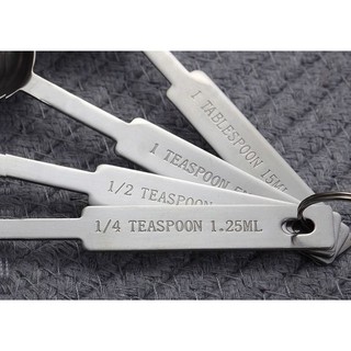 Bộ 4 chiếc thìa đong inox màu bạc