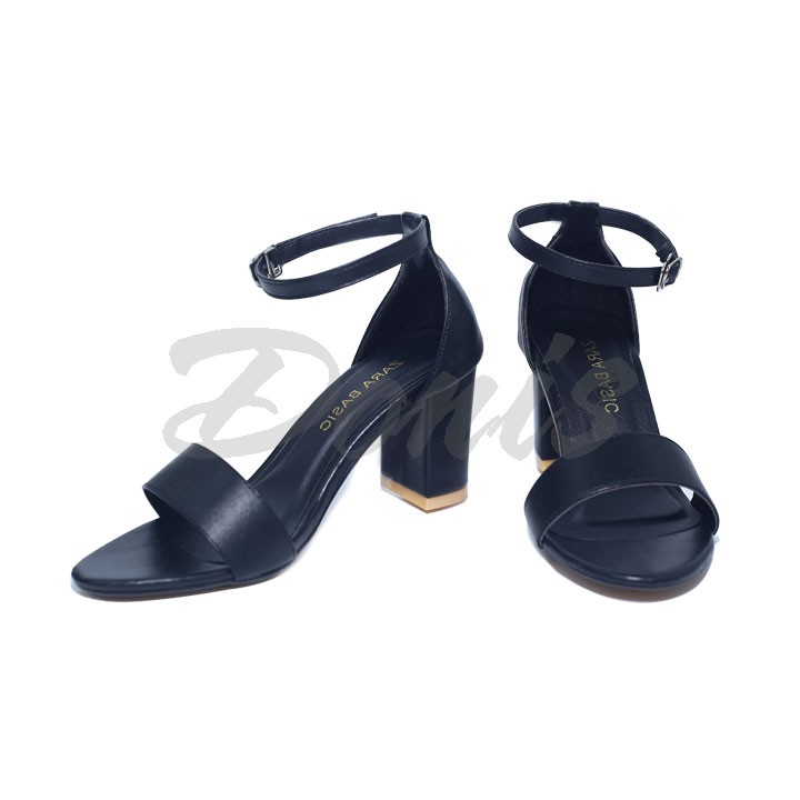 Giày cao gót đế vuông 7 cm đẹp