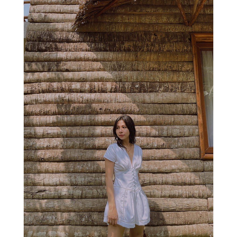 Jumpsuit ren cột nơ