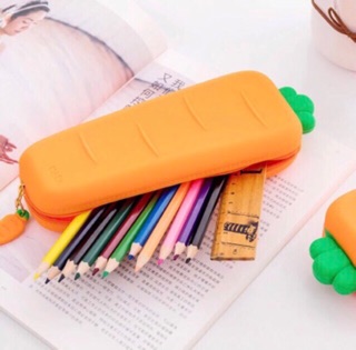 Bóp viết silicon Cà Rốt