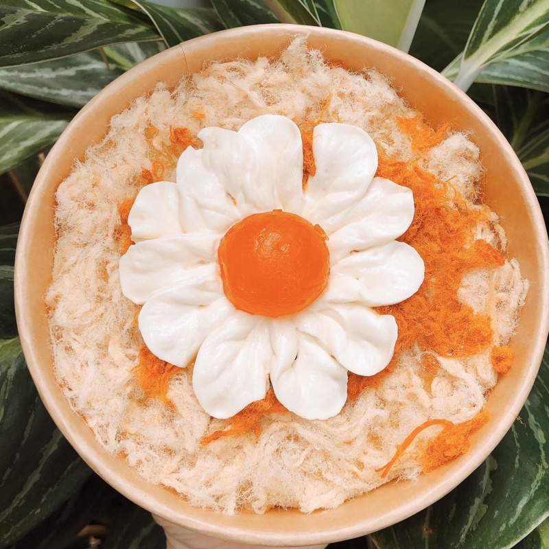 Bánh bông lan trứng muối