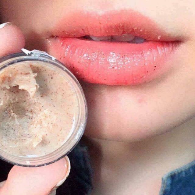 Tẩy da chết môi BEAUTY TREATS LIP SCRUB | BigBuy360 - bigbuy360.vn