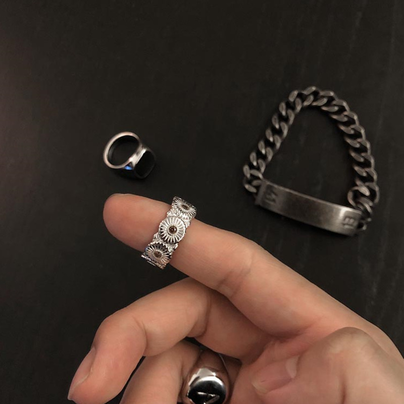 Nhẫn Hình Hoa Cúc Nhỏ Đính Đá Kiểu Hàn Quốc Xinh Xắn 19183