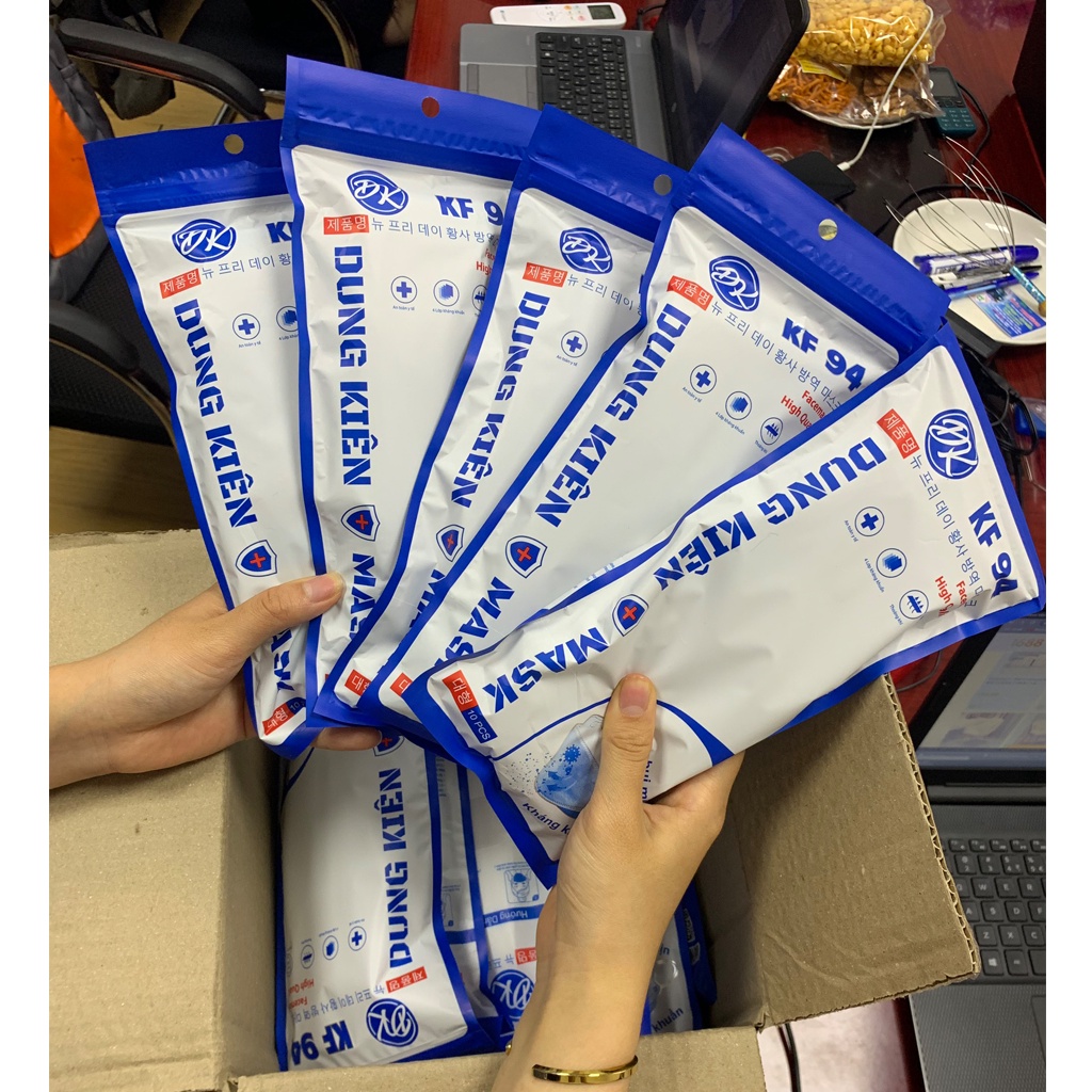 Khẩu Trang KF94 UNI MASK 4 Lớp Kháng Khuẩn Hàng Chính Hãng Chống Bụi Mịn Công Nghệ Hàn Quốc 4D