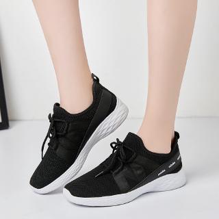 Giày Sneaker Chạy Bộ Nữ Thời Trang 2021