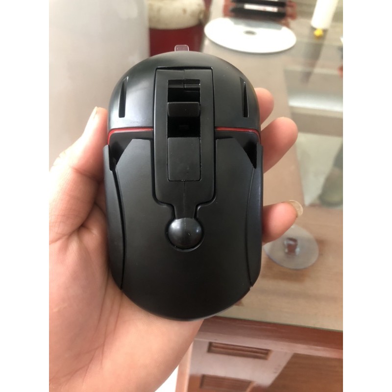 Giá đỡ điện thoại ô tô, kẹp điện thoại ô tô xoay 360 độ tiện lợi | BigBuy360 - bigbuy360.vn