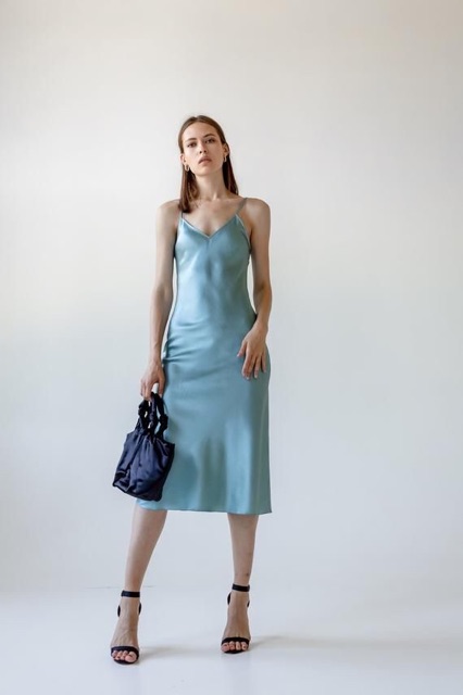 Đầm cổ tim form dài siêu hot