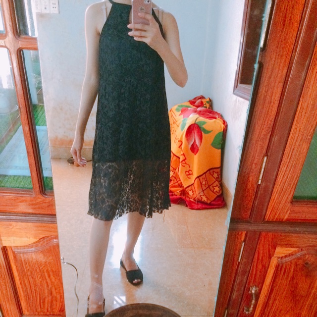 Váy ren cổ yếm 2 lớp Váy ren cổ yếm 2 lớp Váy ren cổ yếm 2 lớp Váy ren cổ yếm 2 lớp Váy ren cổ yếm 2