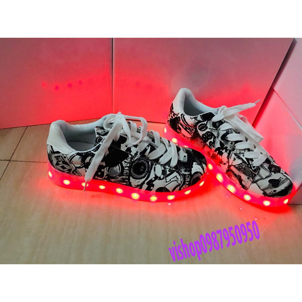 Giày Phát Sáng Họa  Tiết Đen Nhạt sáng 7 màu 11 chế độ
