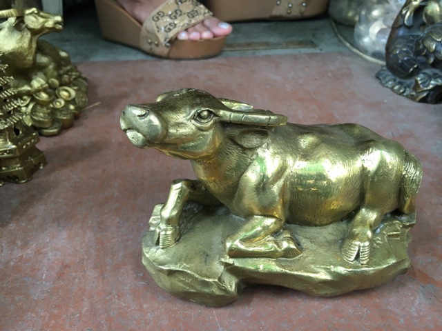 Tượng Trâu Nằm trên đá Bằng Đồng