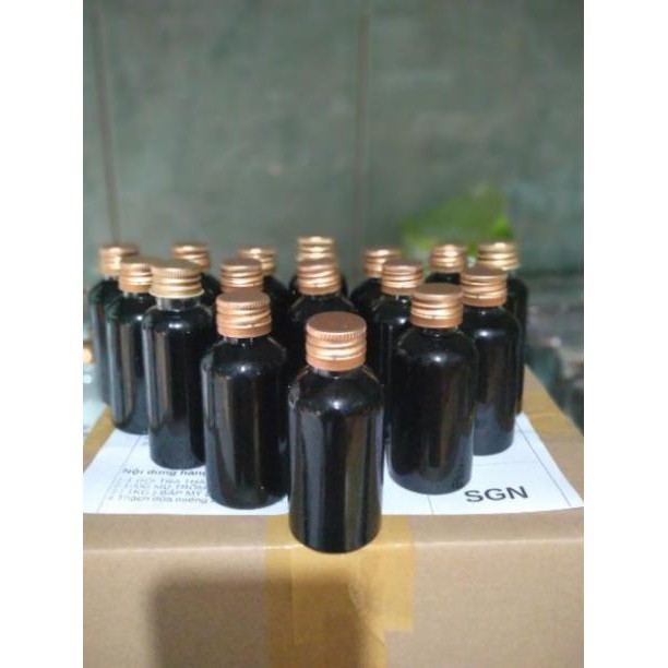 HƯƠNG LÁ DỨA CÓ MÀU XANH