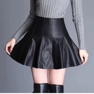 Chân váy da xoè (loại1)