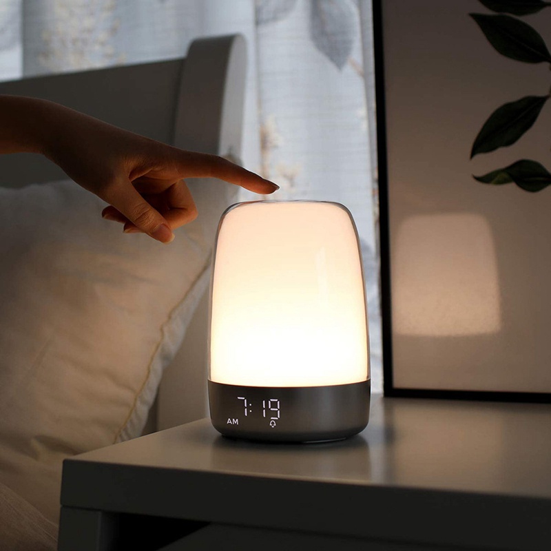 Đồng Hồ Báo Thức Ánh Sáng Ban Đêm Tự Động Thay Đổi 5 Màu Sắc