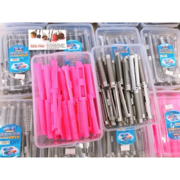 Trục uốn lạnh dập phồng chân tóc ( 1 hộp 25 cây) màu ngẫu nhiên