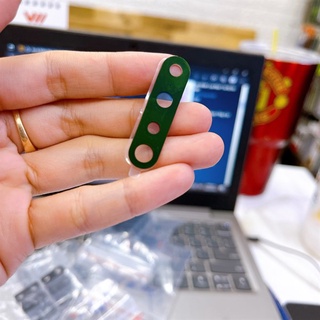 Mặt kính camera Vsmart Live