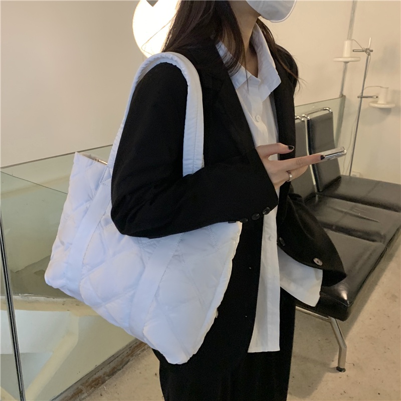 Túi xách tay/ đeo một bên vai IELGY thời trang với ngăn chứa lớn trẻ trung dành cho nữ